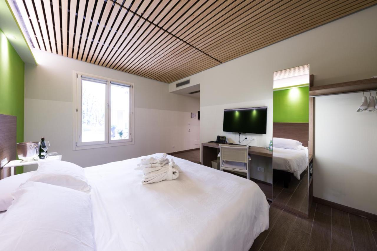 Hotel Marelet ตริวิจลิโอ ภายนอก รูปภาพ